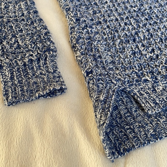 Ultra Flirt Blue and White Hooded Marked Knit Long Sleeve Sweater Size Large - Picture 2 of 10